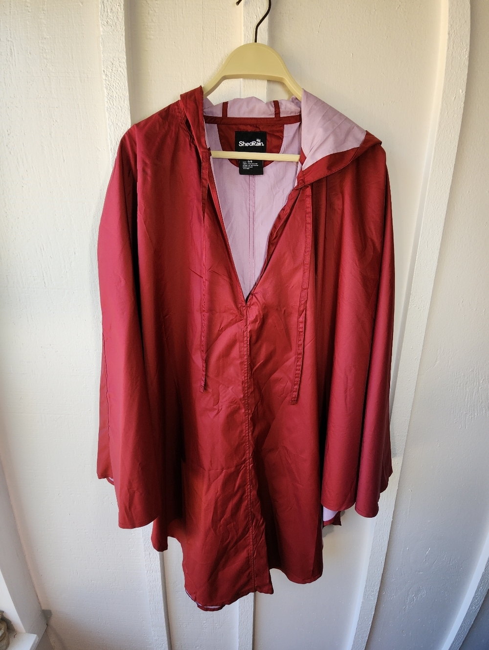 Shedrain Pouchable Poncho Red Hooded Raincoat One Size
